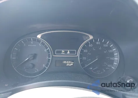 2015 Nissan Pathfinder S from USA, damaged, VIN 5N1AR2MM1FC634309